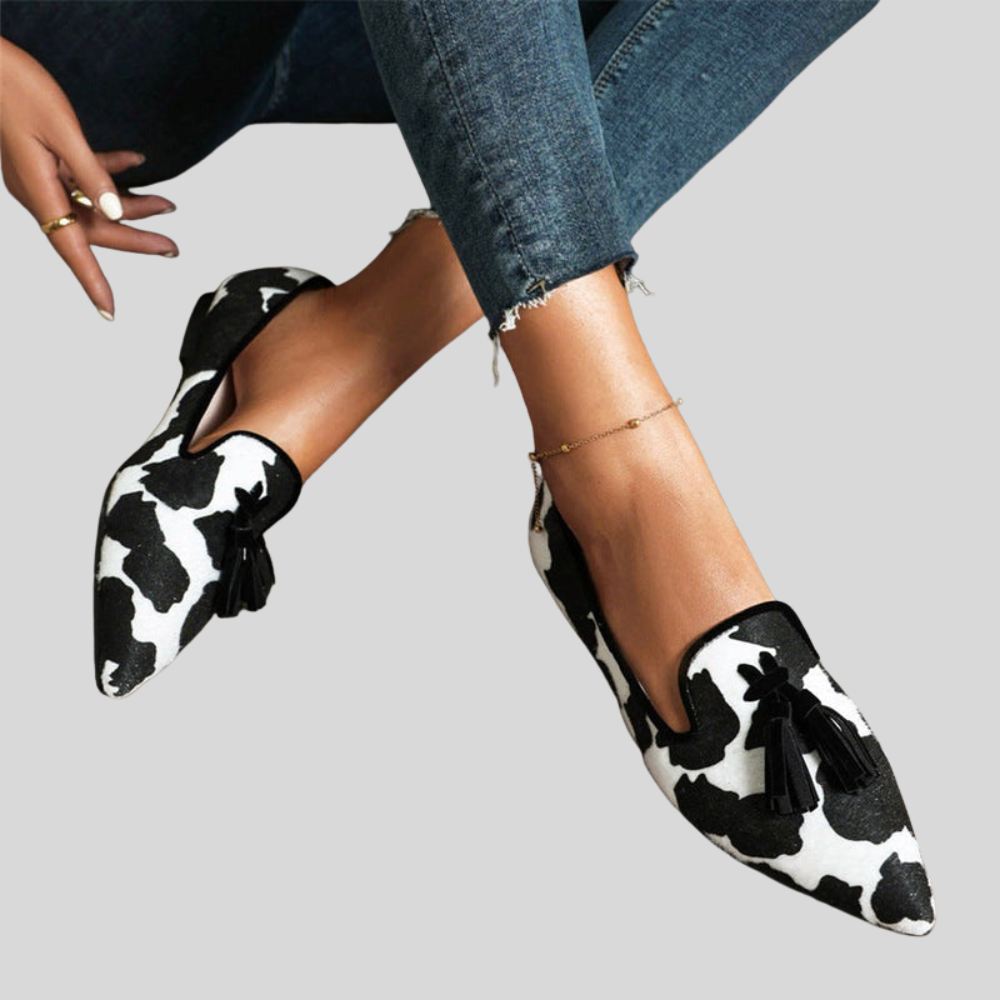 Lydia | Pointed Toe Tassel Loafers with Pattern Detail