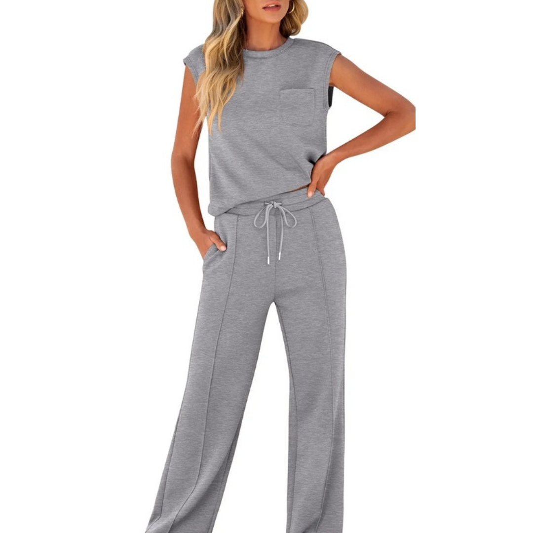 Alana | Two Piece Set with Sleeveless Top and Straight Leg Pants