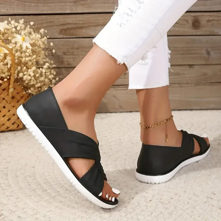 Avery | Flat Sandals with Twist Knot Strap