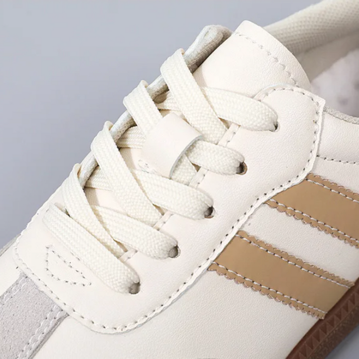 Brooke | Classic Low Top Sneakers with Stripe Detail