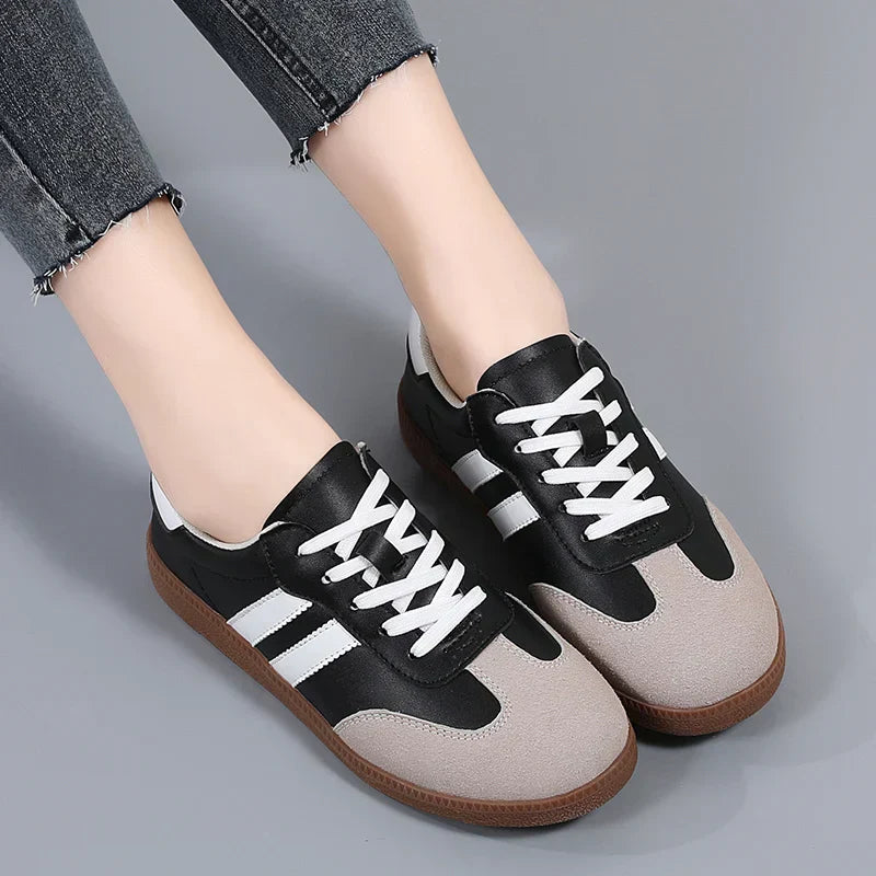 Brooke | Classic Low Top Sneakers with Stripe Detail