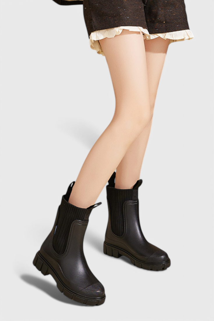 Caroline | Chelsea Boots With Lug Sole