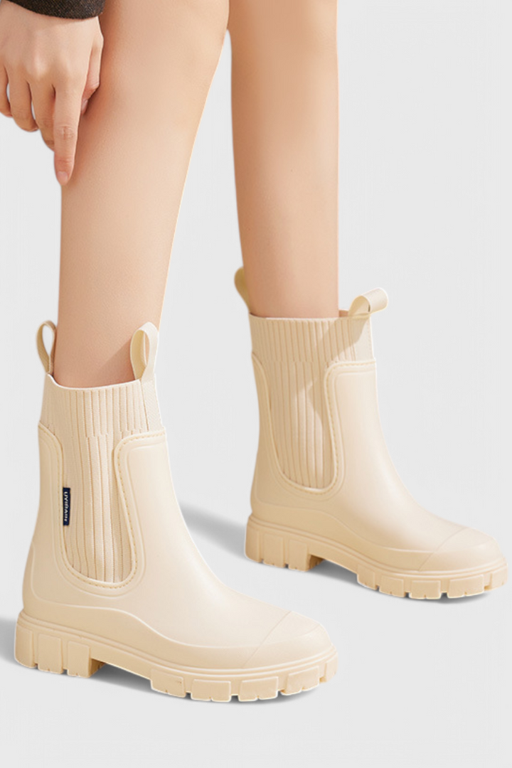 Caroline | Chelsea Boots With Lug Sole