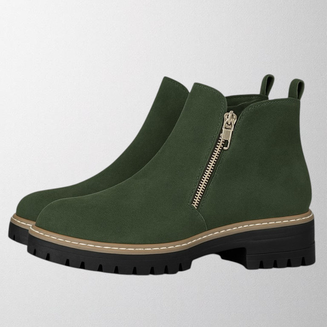 Clara | Ankle Boots With Side Zipper And Lug Sole