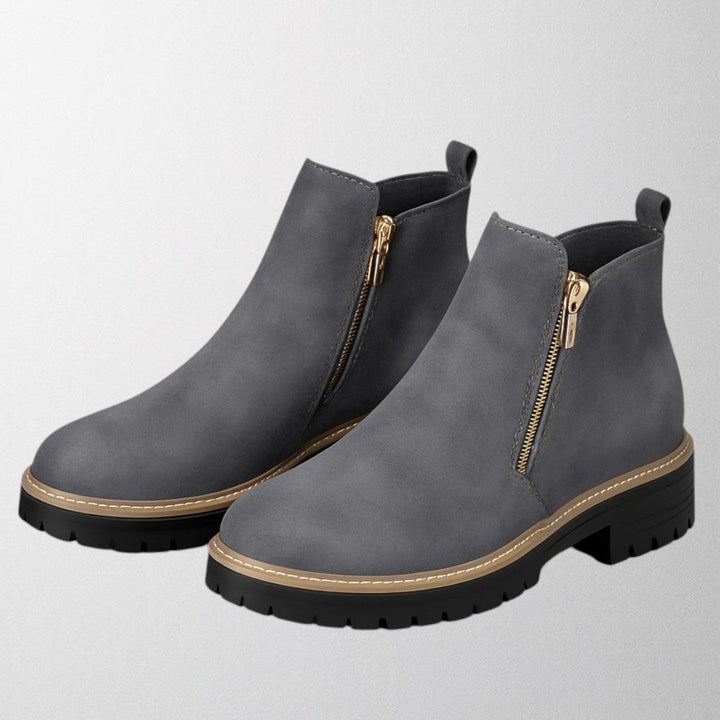 Clara | Ankle Boots With Side Zipper And Lug Sole