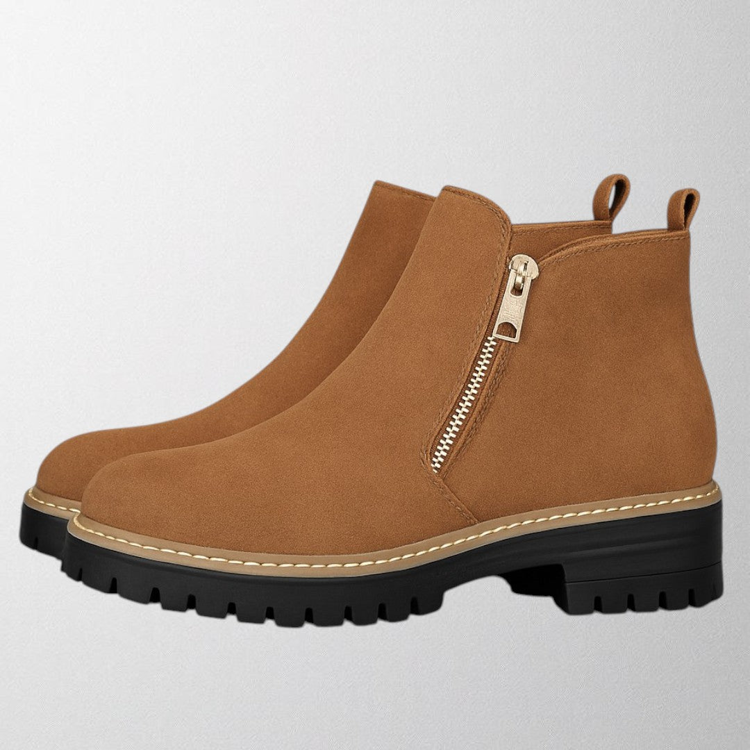 Clara | Ankle Boots With Side Zipper And Lug Sole