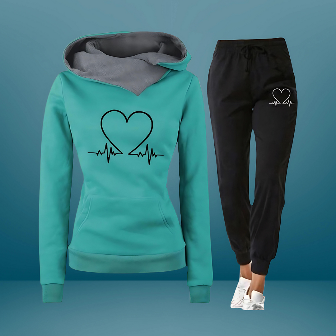 Cora | Hoodie and Jogger Set with Heart Print