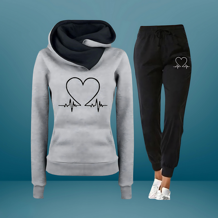 Cora | Hoodie and Jogger Set with Heart Print