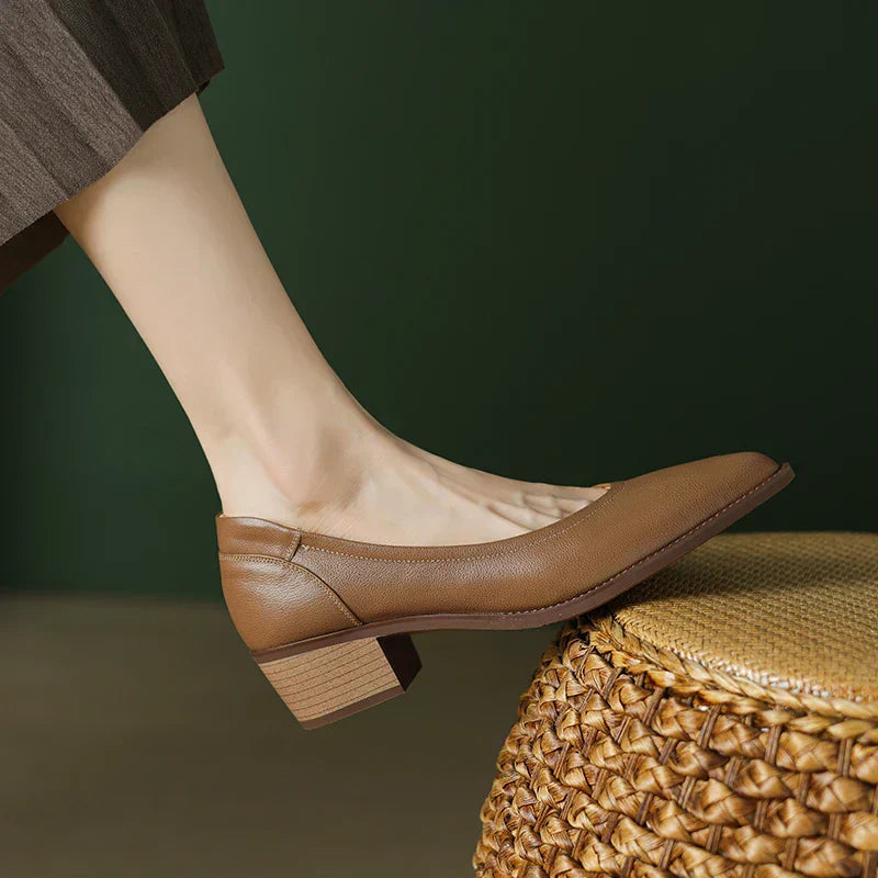 Cora | Pointed Toe Pump