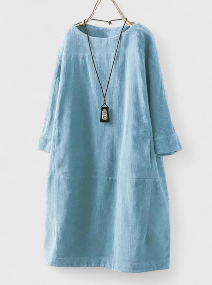 Dazmira | Relaxed Midi Dress with Long Sleeves