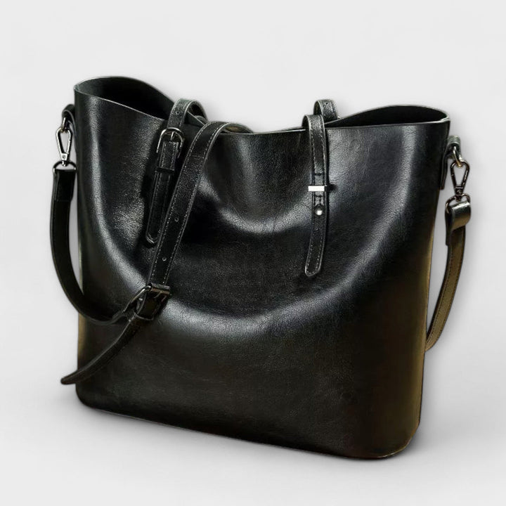 Doretta | Classic Shoulder Bag with Adjustable Strap