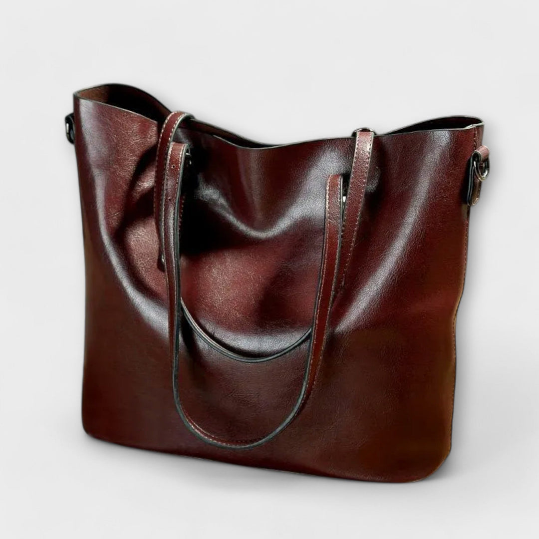 Doretta | Classic Shoulder Bag with Adjustable Strap
