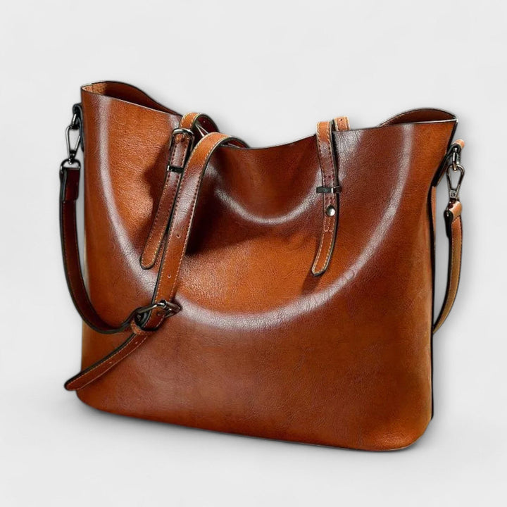 Doretta | Classic Shoulder Bag with Adjustable Strap