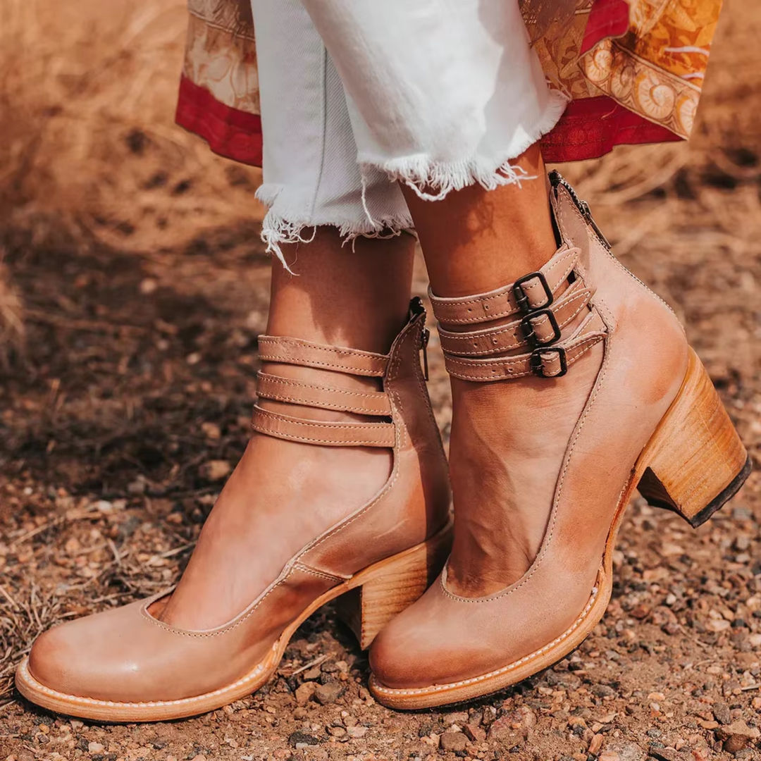 Elena | Wedge Sandals With Cross Strap Design