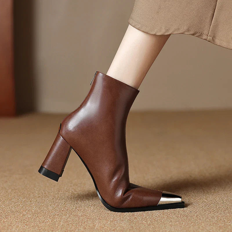 Eman | Modern Ankle Boots with Sculpted Heel Detail