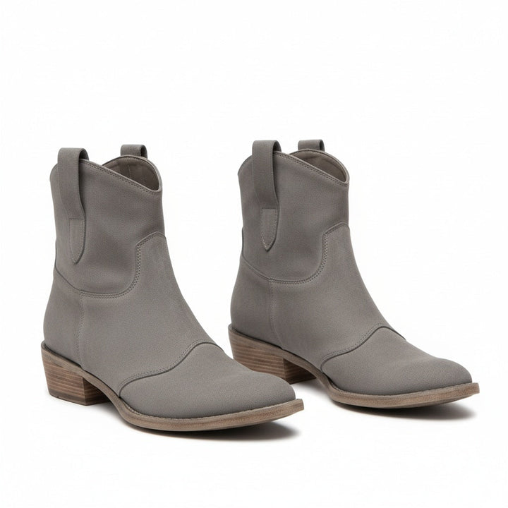 Etta | Western-Inspired Ankle Boots with Low Heel