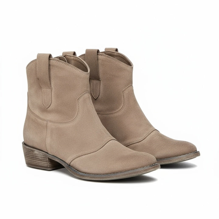 Etta | Western-Inspired Ankle Boots with Low Heel
