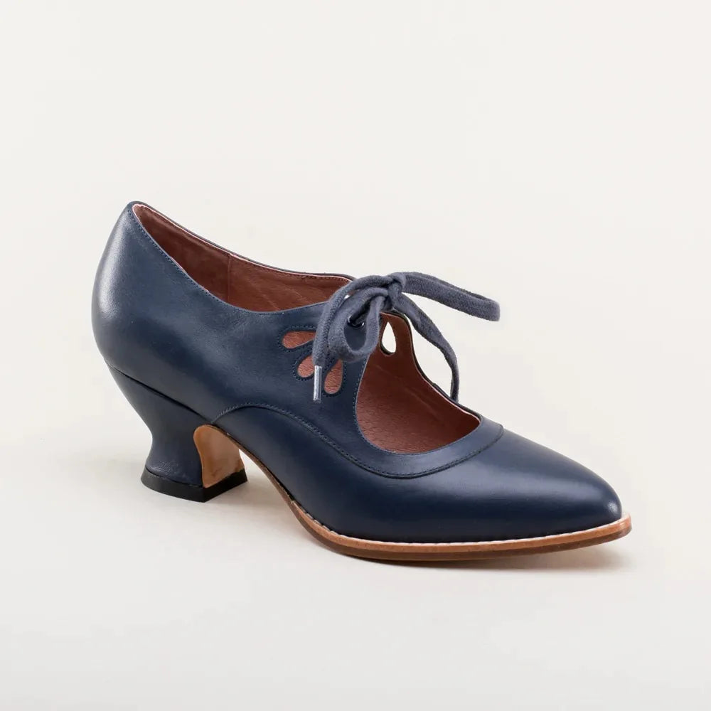 Evangeline | Cut-Out Bow Heel