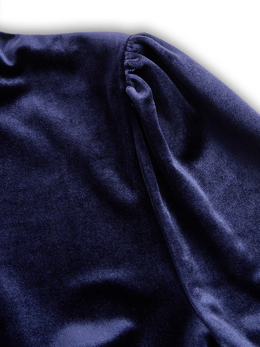 Gelyra | Classic Long Sleeve Velvet Midi Dress