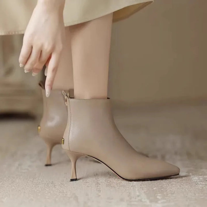 Hania | Elegant Kitten Heel Ankle Boots with Pointed Toe