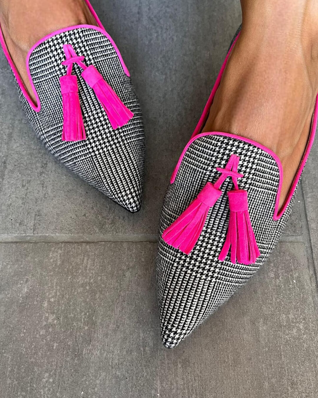 Huda | Pointed Toe Tassel Loafers