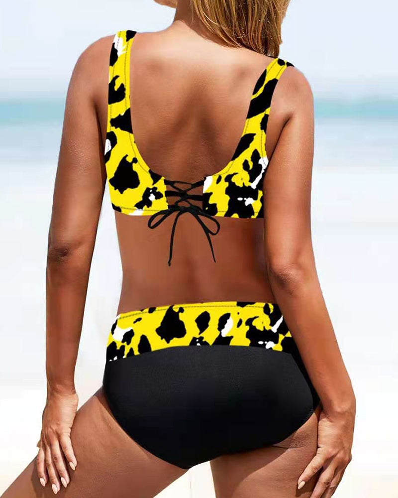 Kalia | Printed Bikini Set with V Neck Top