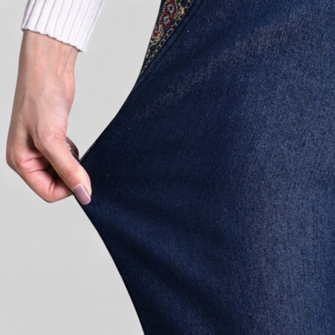 Lydia | Straight Leg Pull On Jeans with Elastic Waist