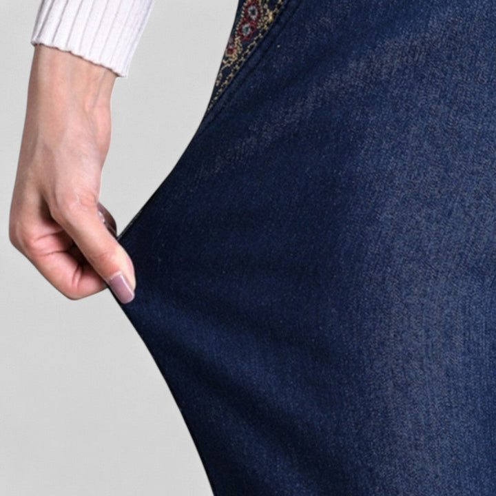 Lydia | Straight Leg Pull On Jeans with Elastic Waist
