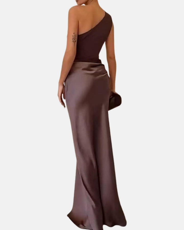 Paryvoria | Sophisticated One Shoulder Pleated Maxi Dress