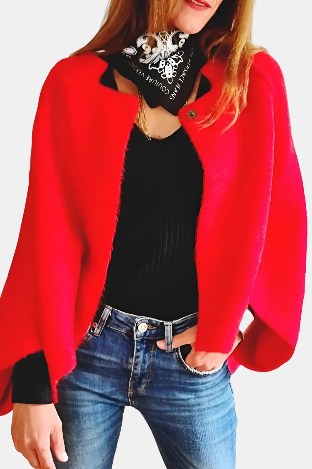 Saelyn | Cropped Textured Jacket with Button Closure