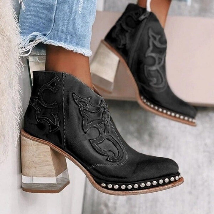 Savannah | Western Ankle Boots With Stud Detail