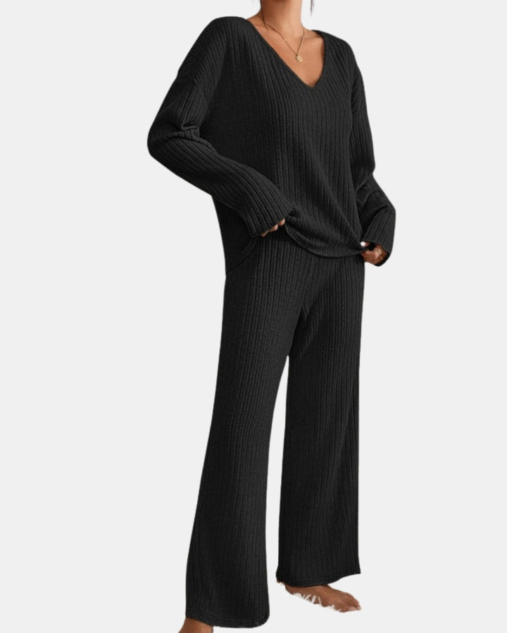 Solira | Ribbed Knit Lounge Set with V Neck