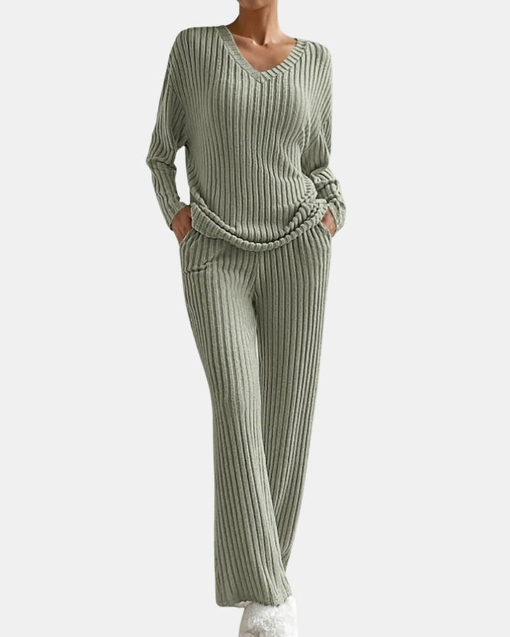 Solira | Ribbed Knit Lounge Set with V Neck