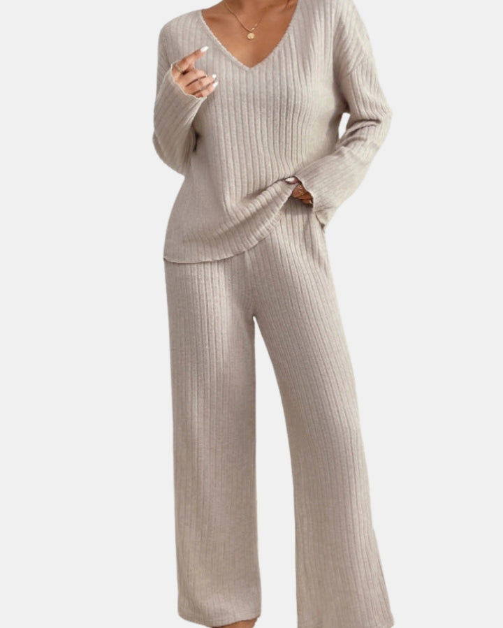 Solira | Ribbed Knit Lounge Set with V Neck