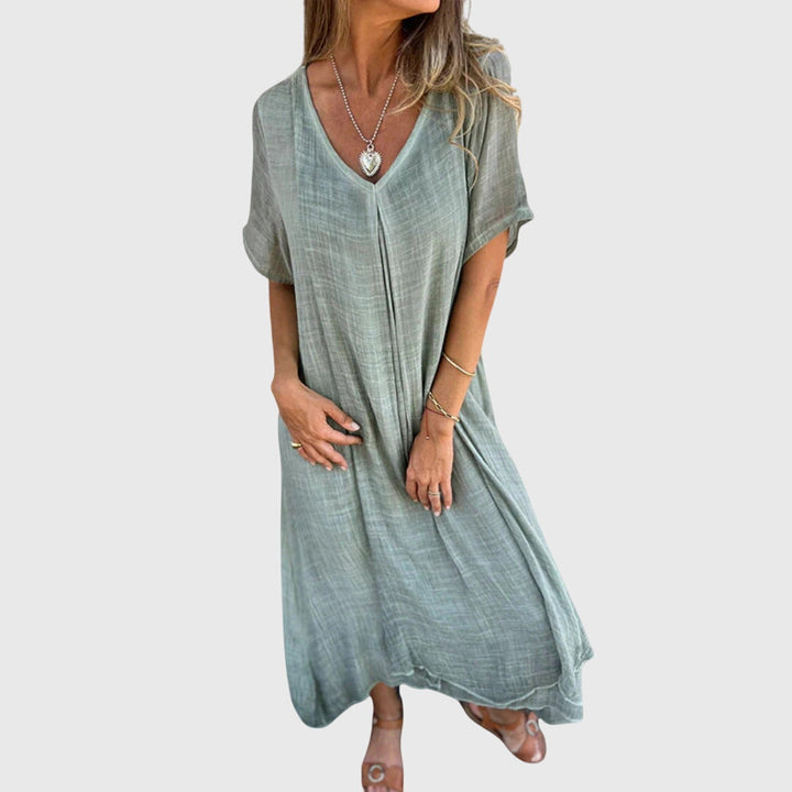 Ulveria | Relaxed V-Neck Midi Dress with Short Sleeves