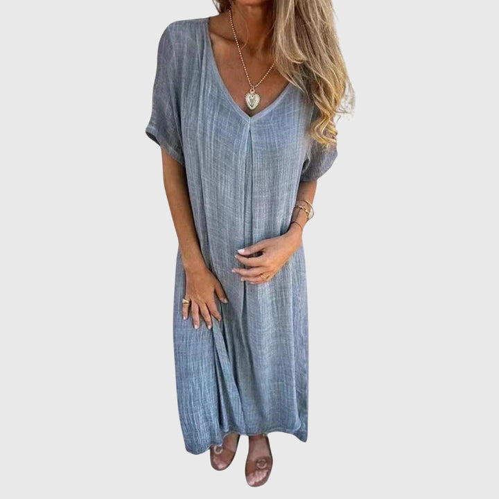 Ulveria | Relaxed V-Neck Midi Dress with Short Sleeves