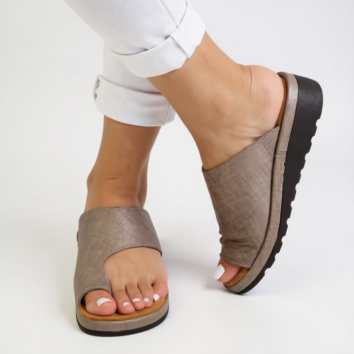 Undine | Casual Thong Sandals with Wide Strap