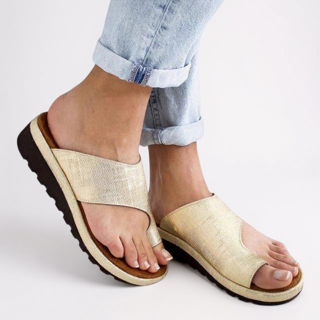 Undine | Casual Thong Sandals with Wide Strap