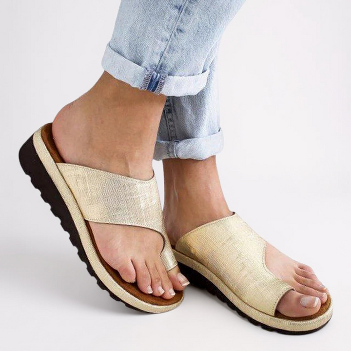 Undine | Casual Thong Sandals with Wide Strap