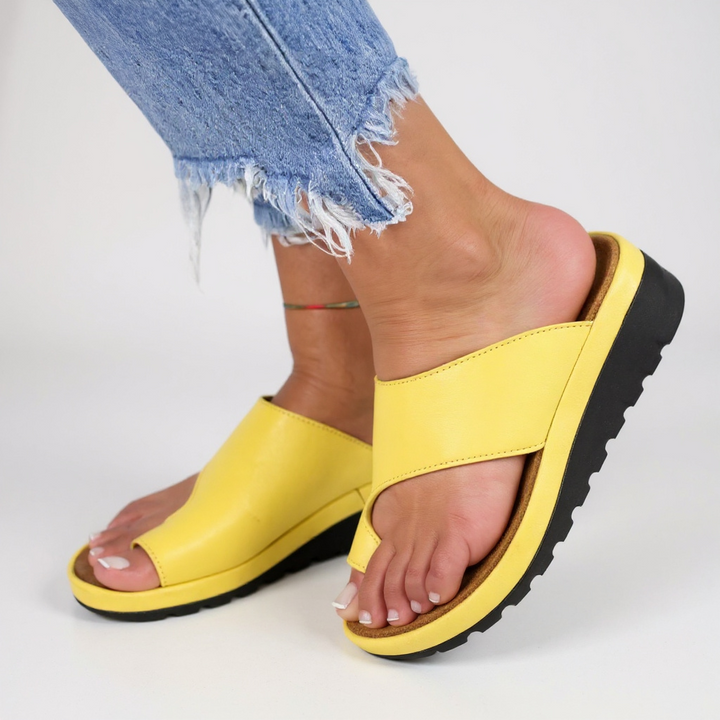 Undine | Casual Thong Sandals with Wide Strap