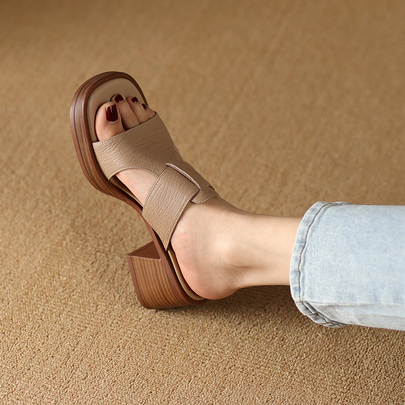 Yarina | Minimalist Slide Sandals with Wide Strap